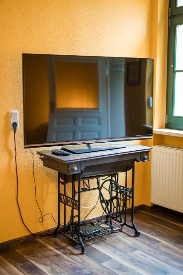 "Ferienwohnung Am Schloss" - Ferienwohnung Mit Blick Auf Das Barbyer Schloss, 5 Gehminuten Bis Zur Elbe Zewnętrze zdjęcie